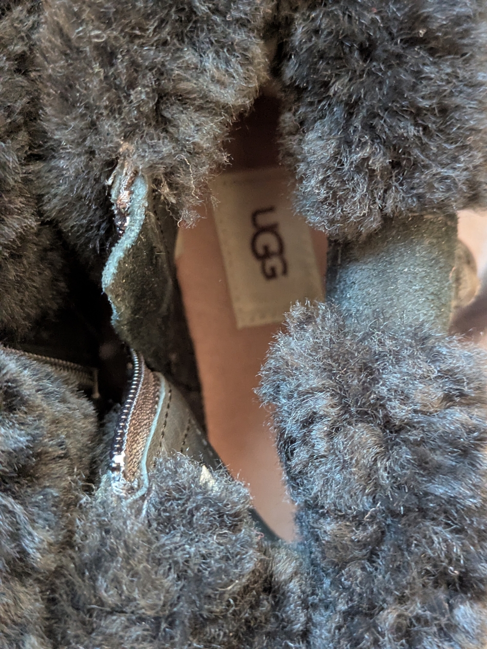 Shoulder Bag (likely) - Picture 6 of 8